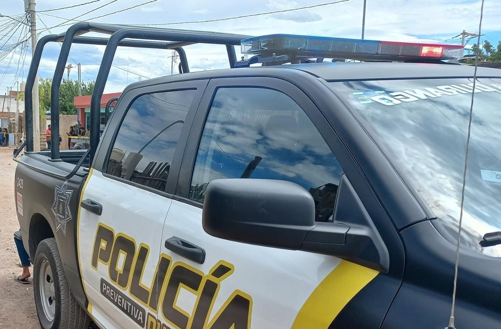 A punta de pistola, roban una camioneta a mujer en la Legisladores
