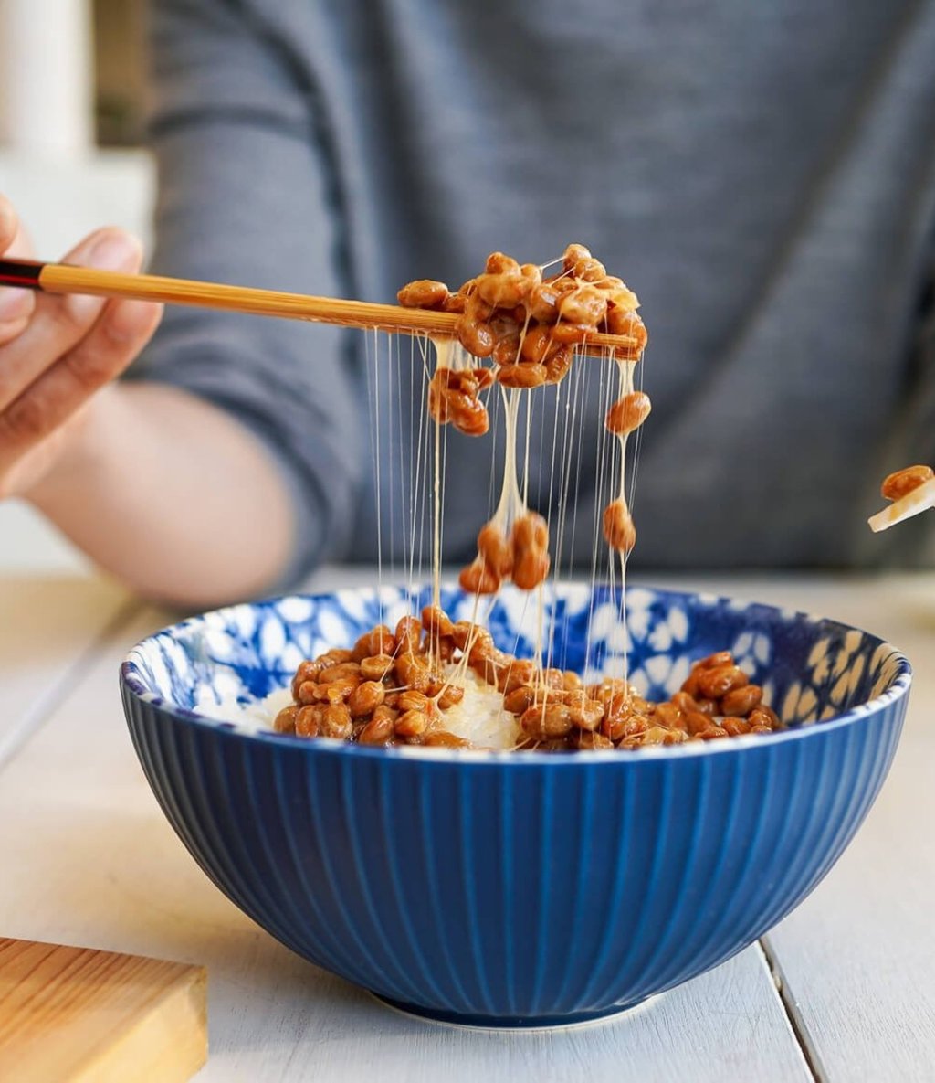 Es un alimento ampliamente consumido dentro del desayuno saludable de los japoneses.