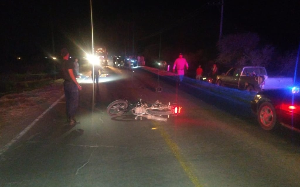 Hecho. Dos motos chocaron de frente, en el hecho murieron los conductores, los acompañantes están graves.