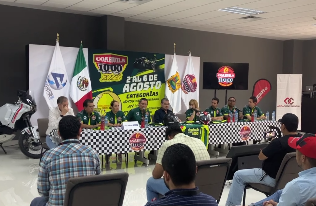 En la presentación del jersey oficial estuvo presente el gobernador de Coahuila, Miguel Ángel Riquelme, la secretaria de Turismo, Azucena Ramos, así como el comité organizador del rally. (FABIOLA P. CANEDO)