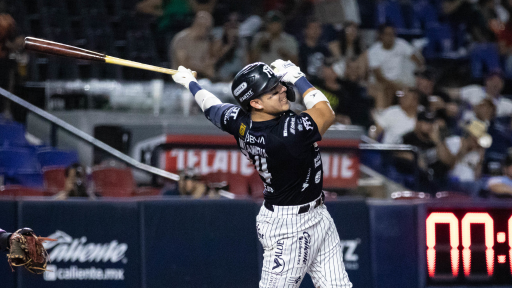 Sultanes de Monterrey le hacen faena a Toros de Tijuana