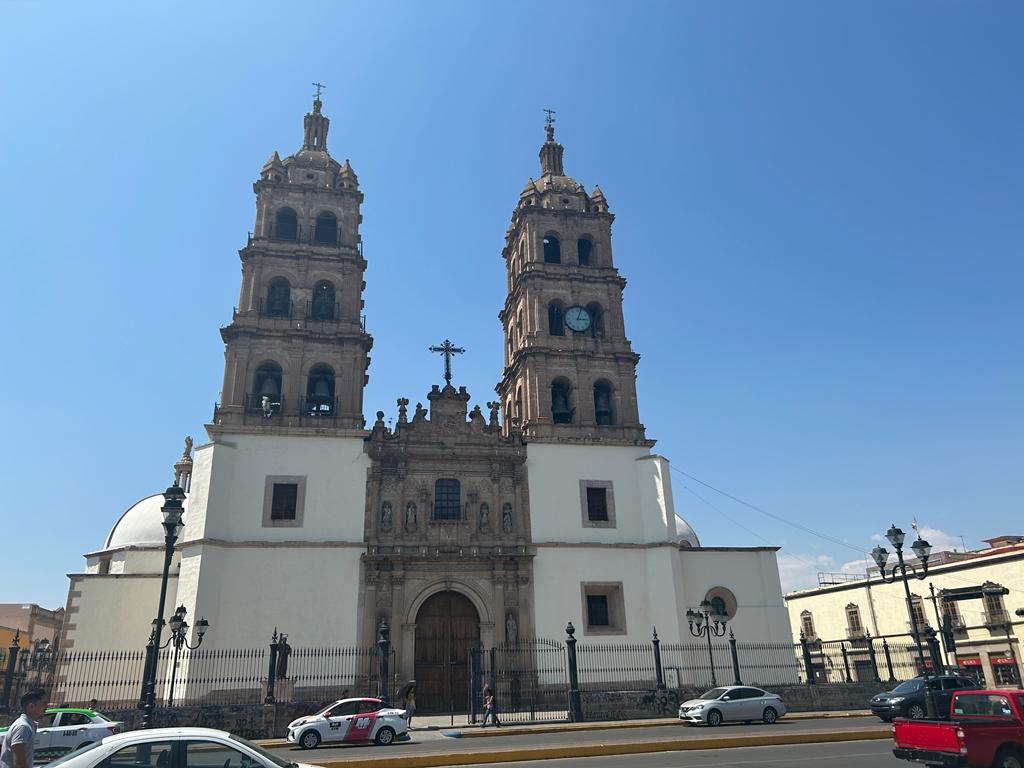 Repican campanas en Catedral de Durango por víctimas de la violencia