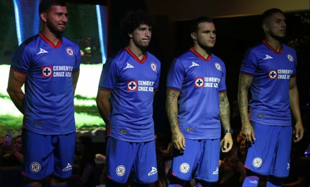 Cruz Azul Present Nuevos Uniformes Para La Temporada 2023 2024 Cruz Azul Present Nuevos Uniformes Para La Temporada 2023 2024
