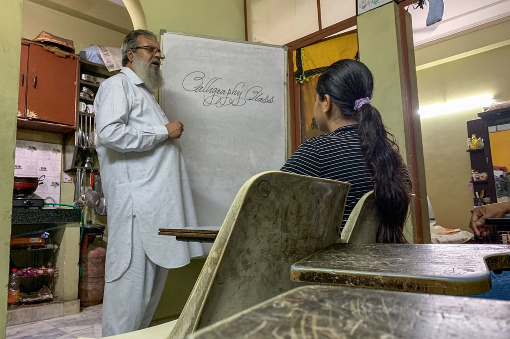 Historia. Antes de la imprenta, la caligrafía adquiría un papel relevante en, sobre todo, la escritura de textos religiosos.