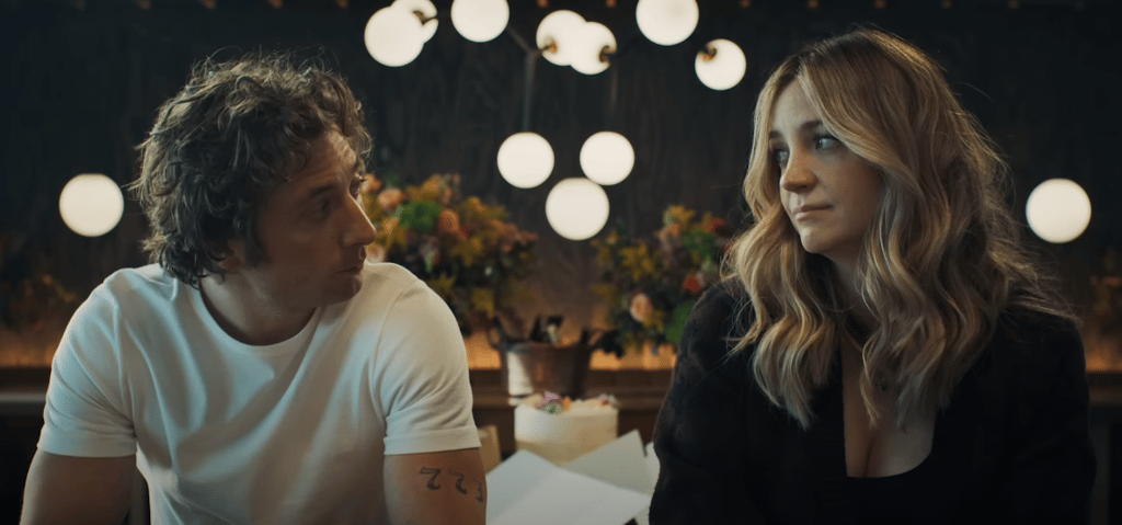 Se estrena el video de Strange Currencies (Remix)