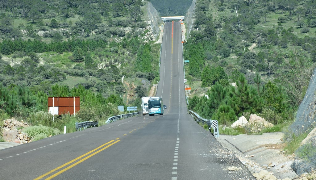 Detectan 56 accesos irregulares en la autopista Durango-Mazatlán