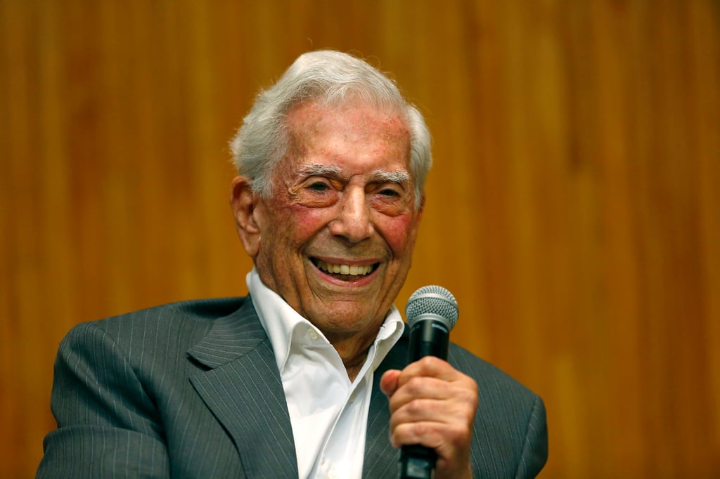 Salud. Vargas Llosa está hospitalizado desde el pasado sábado, en Madrid, debido a un nuevo contagio de Covid-19.