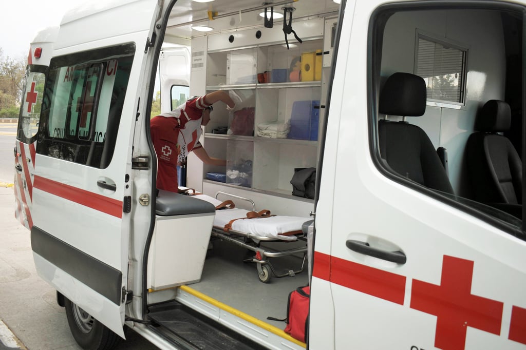 Entregaron nuevas ambulancias a delegaciones de la Cruz Roja en Durango