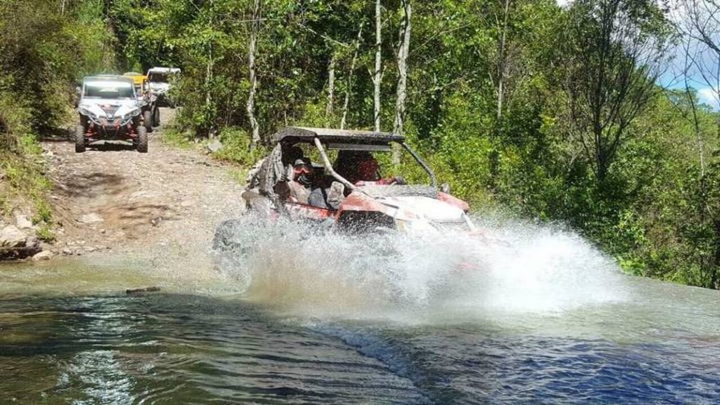 Rutas. Son rutas diferentes las que hacen los distintos grupos que participan.