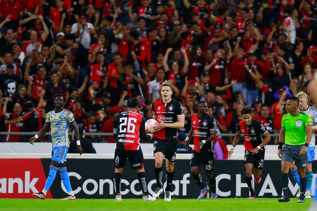 Contento. El delantero argentino aseguró que su fichaje por el Santos brasileño es un premio para su carrera.