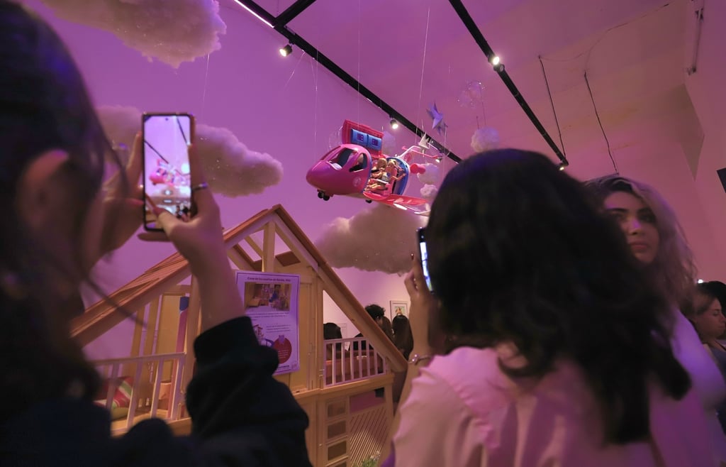 El recinto recibió a duranguenses de todas las edades, quienes llenaron la sala.