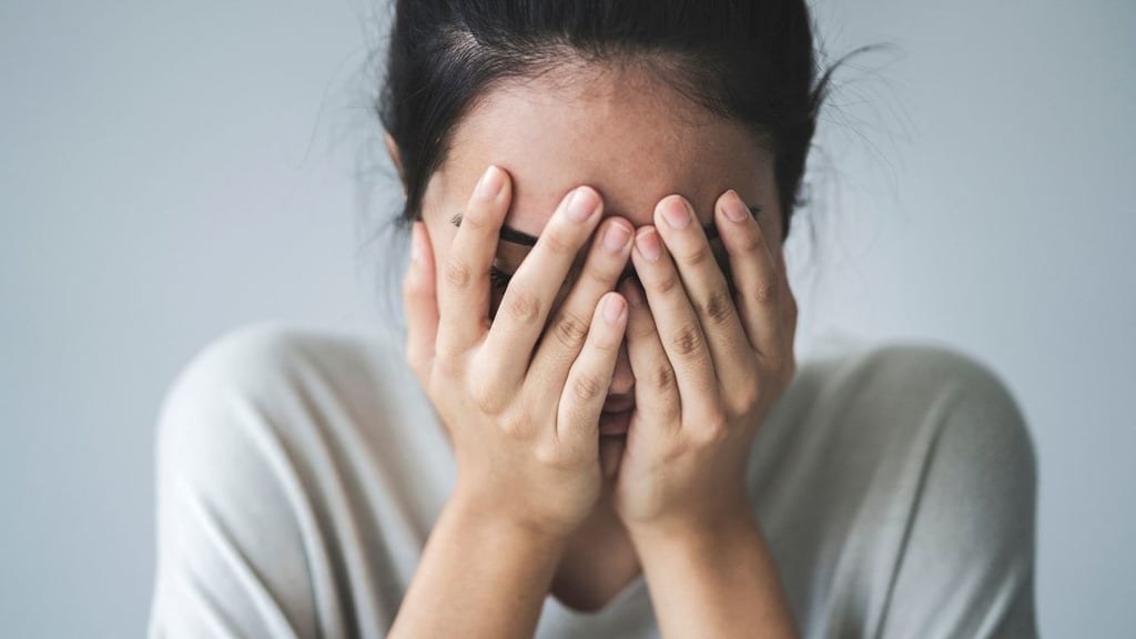 Es un rasgo asociado a la personalidad perfeccionista llevado al extremo.