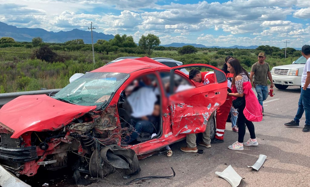 'Encontronazo' cobra cuatro vidas en la Durango-Parral; un bebé entre las víctimas