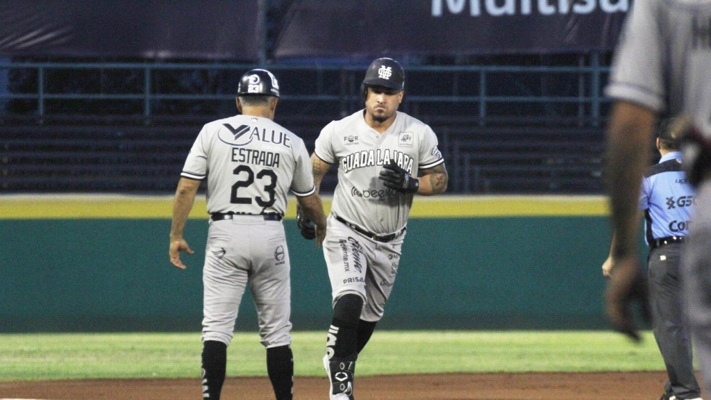 Mariachis de Guadalajara se niegan a morir y derrotan a los Rieleros de Aguascalientes