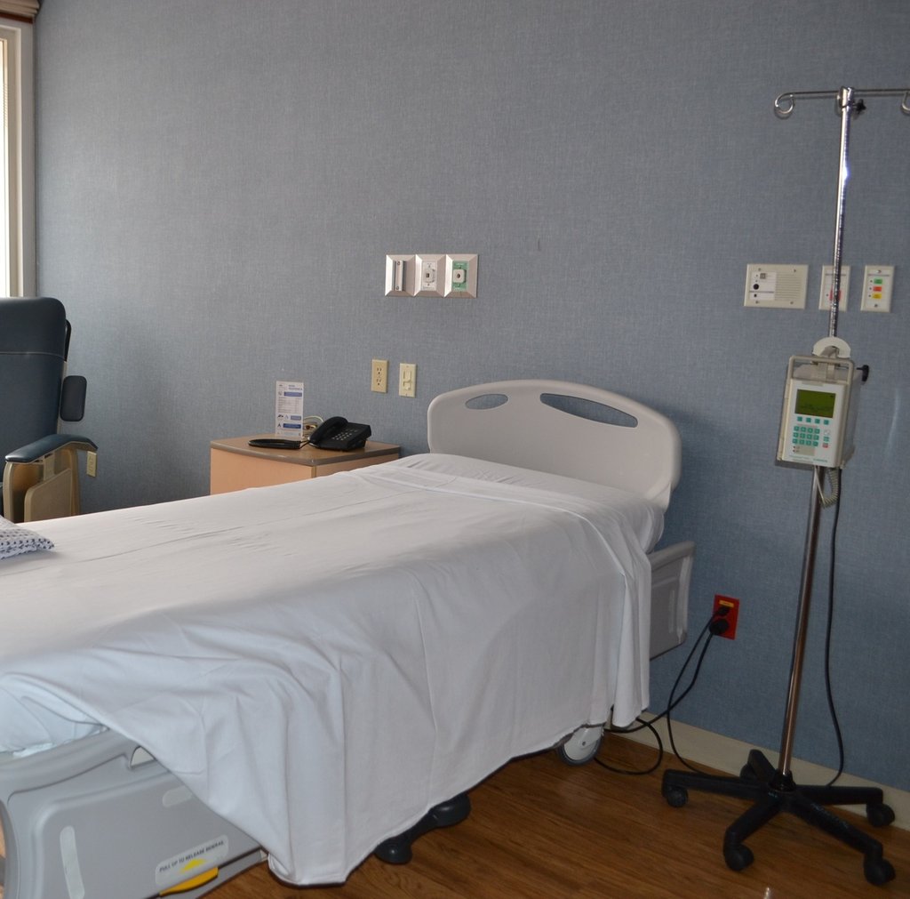 Reporte. Hay en el municipio de Durango 22 establecimientos particulares de atención a la salud con 270 camas censables.