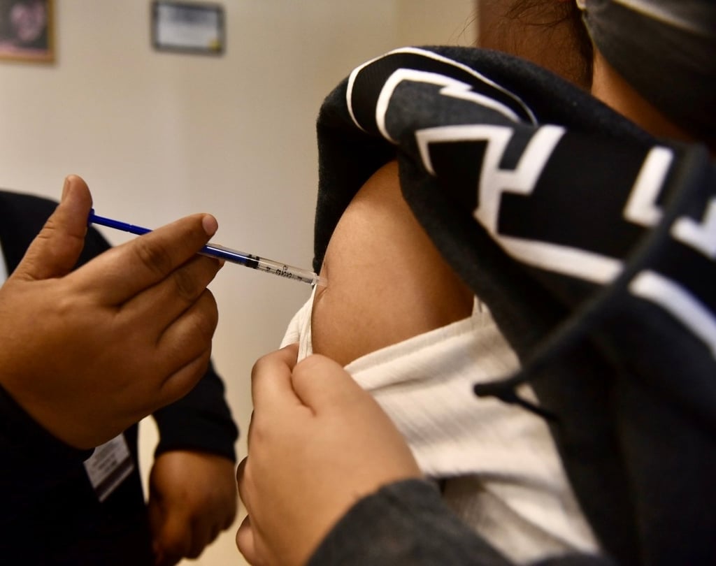 Riesgo. El VPH se contrae al tener relaciones sexuales con una persona infectada.