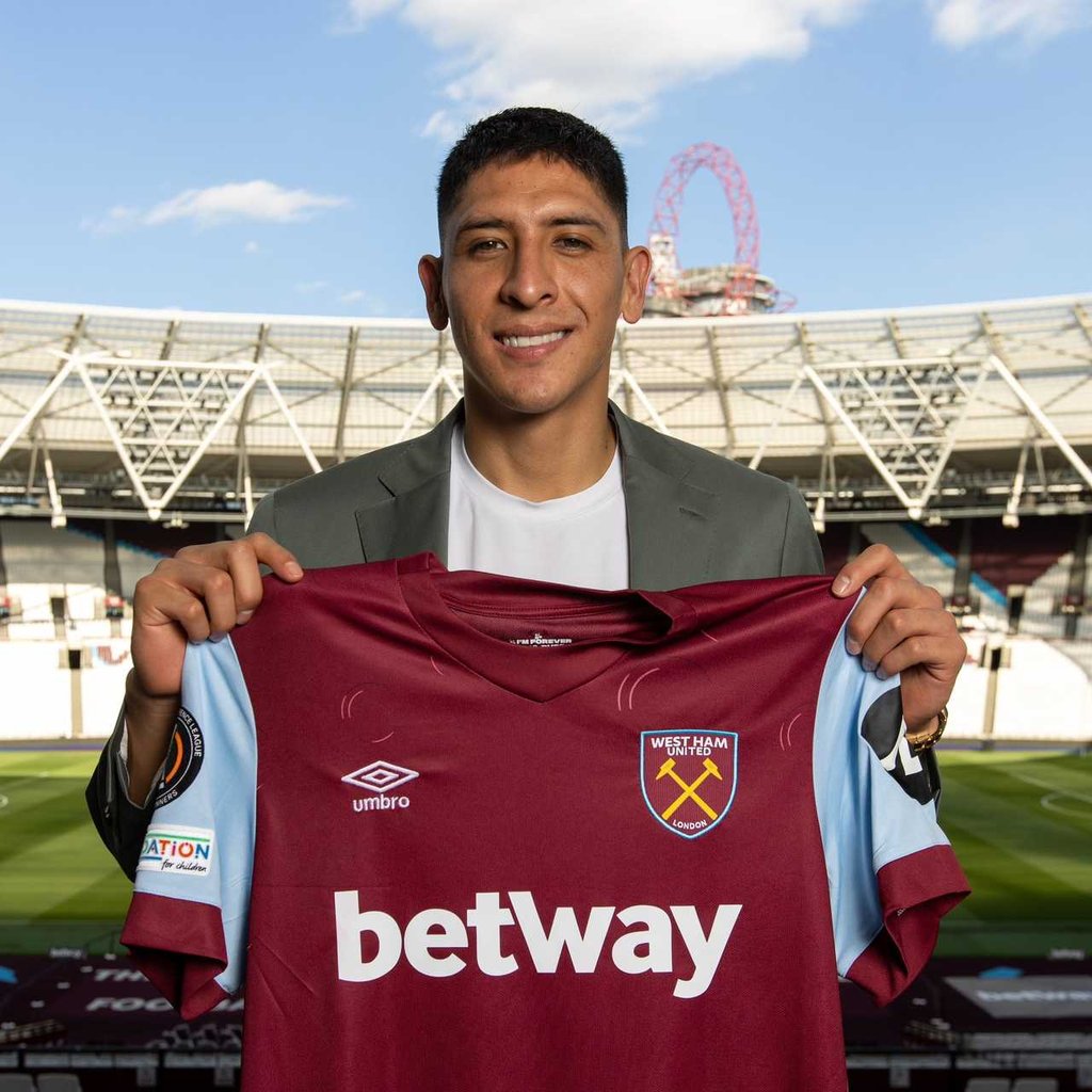 Anuncio. El West Ham anunció este jueves la contratación del defensa central mexicano Edson Álvarez, procedente del Ajax holandés.