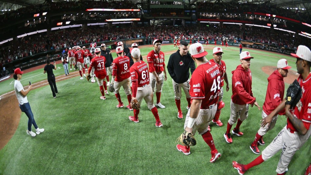 Diablos Rojos vienen de atrás y eliminan a Tigres de Quintana Roo
