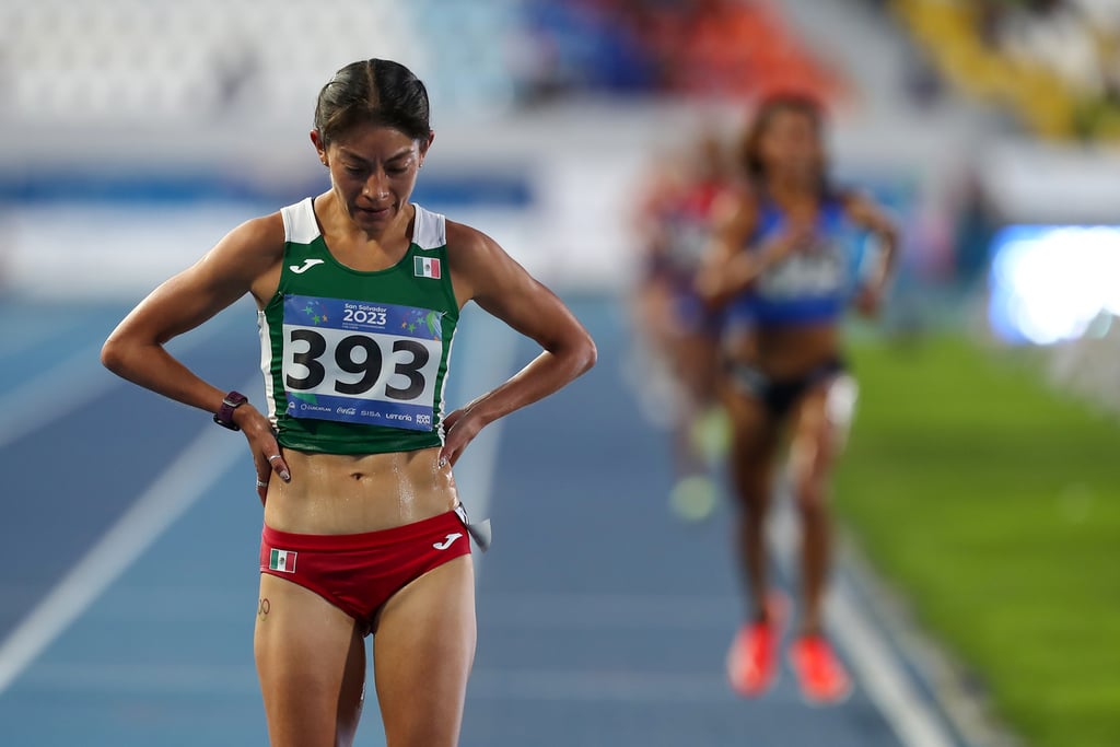 Récord. Laura Galván impuso récord nacional en mil 500 metros.