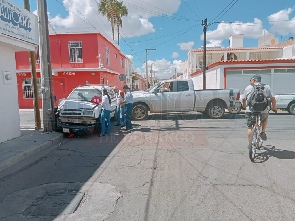 Choque en Zona Centro de Durango deja una persona lesionada