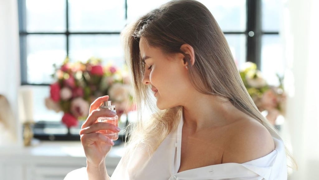 Esencia inolvidable. Los perfumes terminan siendo un complemento de vestir intangible, pero con marcada presencia, que dice mucho de nuestra personalidad.