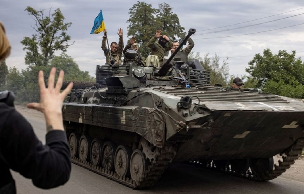 El Presidente de Ucrania expresó su confianza en la ayuda occidental y afirmó que 'todos nuestros socios están informados sobre nuestras necesidades. Estamos esperando soluciones', matizó.