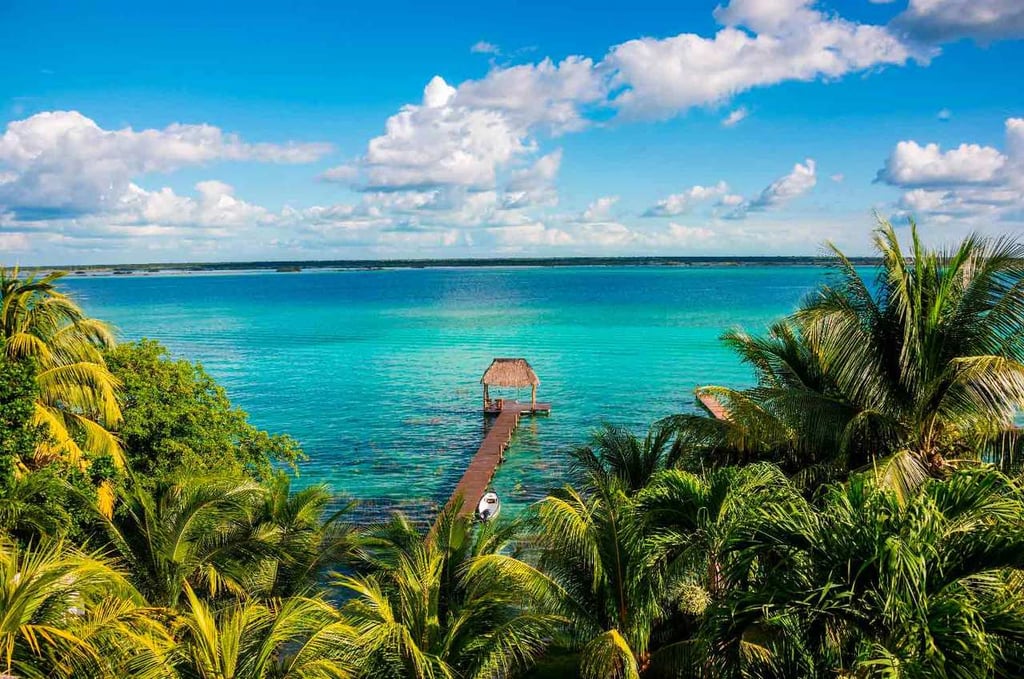 En el mar Caribe existen más de 700 islas, islotes y cayos de 28 países en esta región.