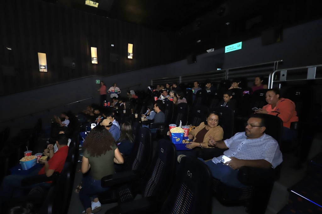 Duranguenses se quedan en suspenso con la cinta 'Sin aire'