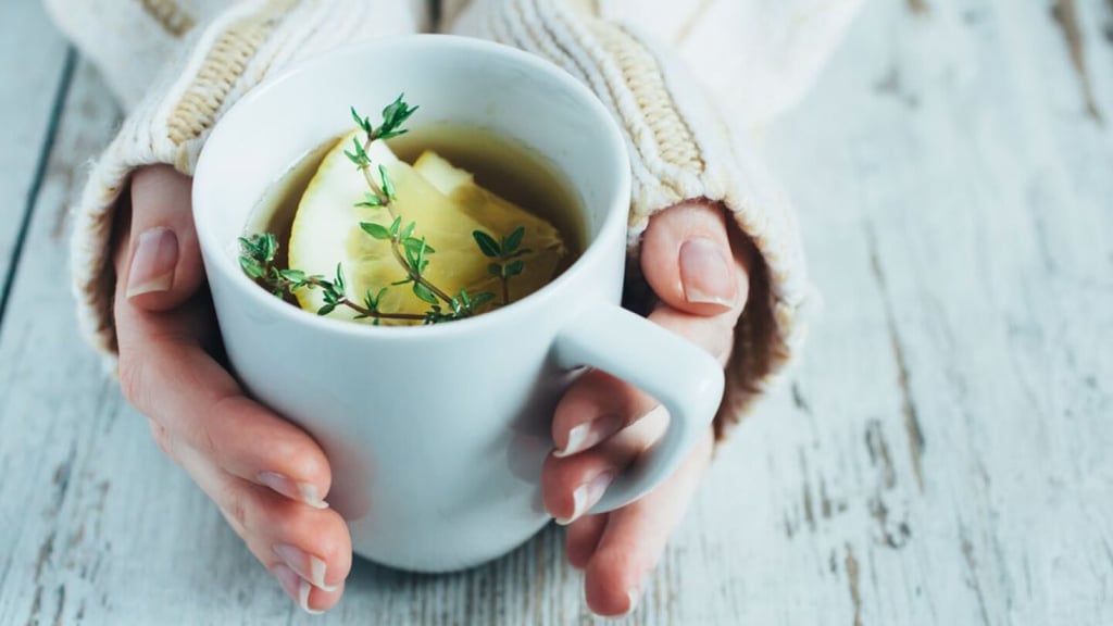  Más que un remedio casero, el té para dolores menstruales es una alternativa de la medicina tradicional para tratar los síntomas de la menstruación. 