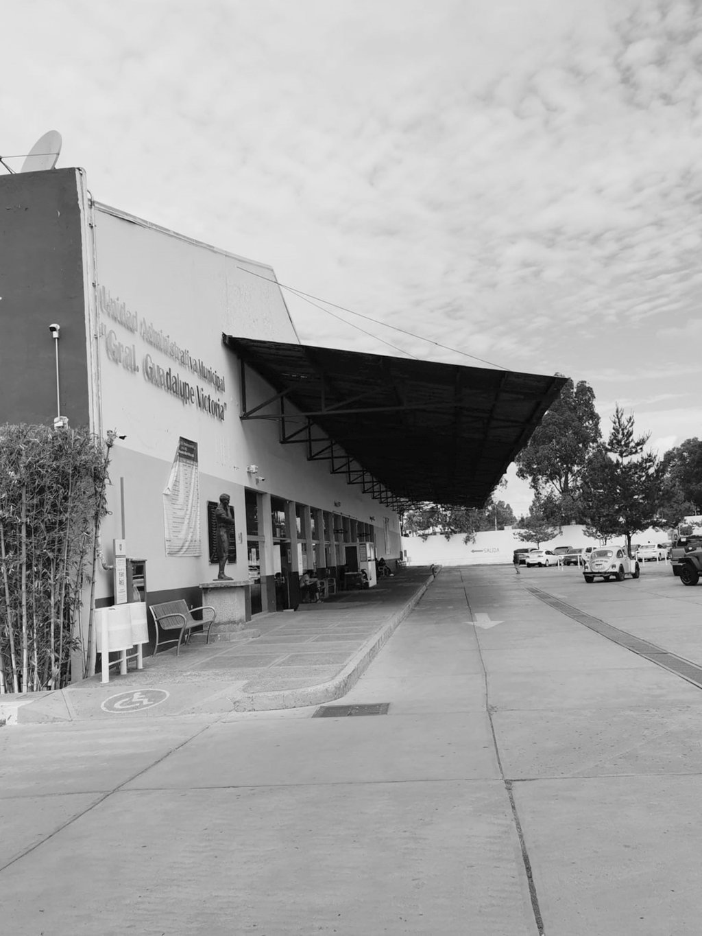 Siguen ajustes en Fomento Económico y Turismo