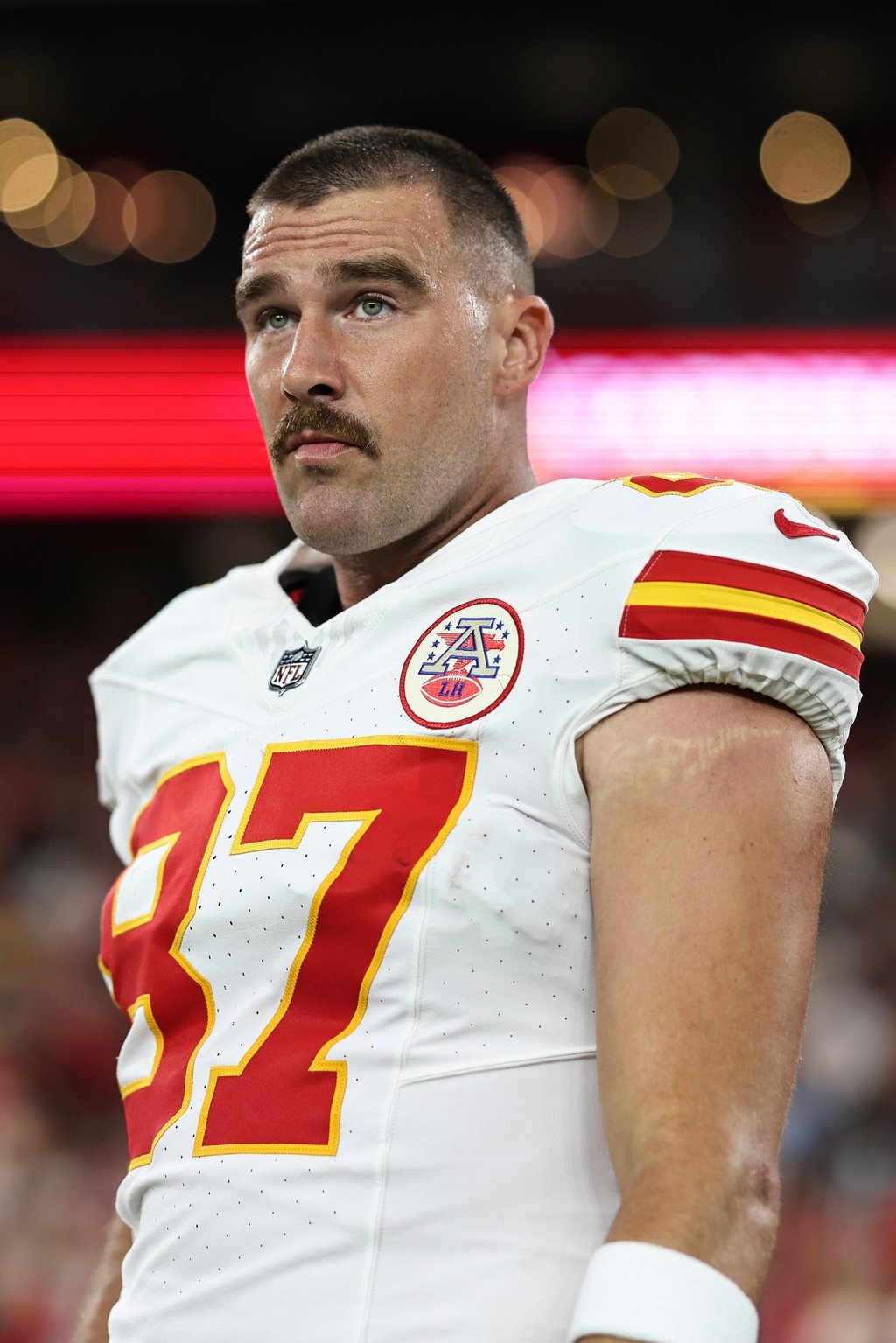 Travis Kelce, Estrella De La NFL Y Novio De Taylor Swift