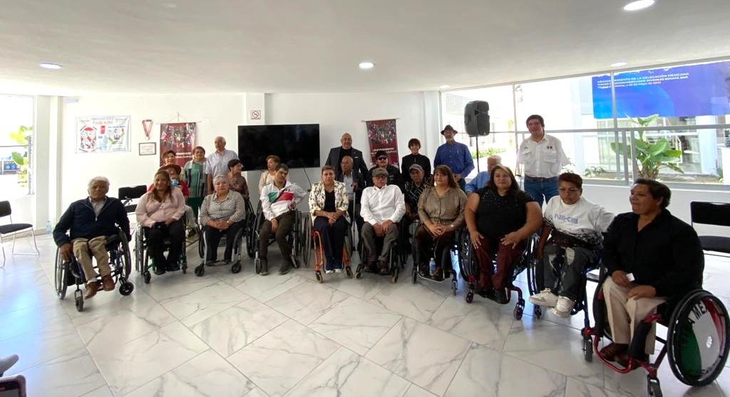 Inauguran el Muro Paralímpico Mexicano y se rinde homenaje a glorias del deporte