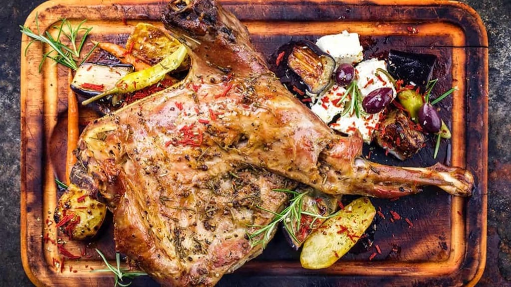 Sabor. El cabrito que se cría en Monterrey es único en el mundo ya que su alimentación es única. Se ha convertido en otro de los platillos característicos de este lugar del norte.