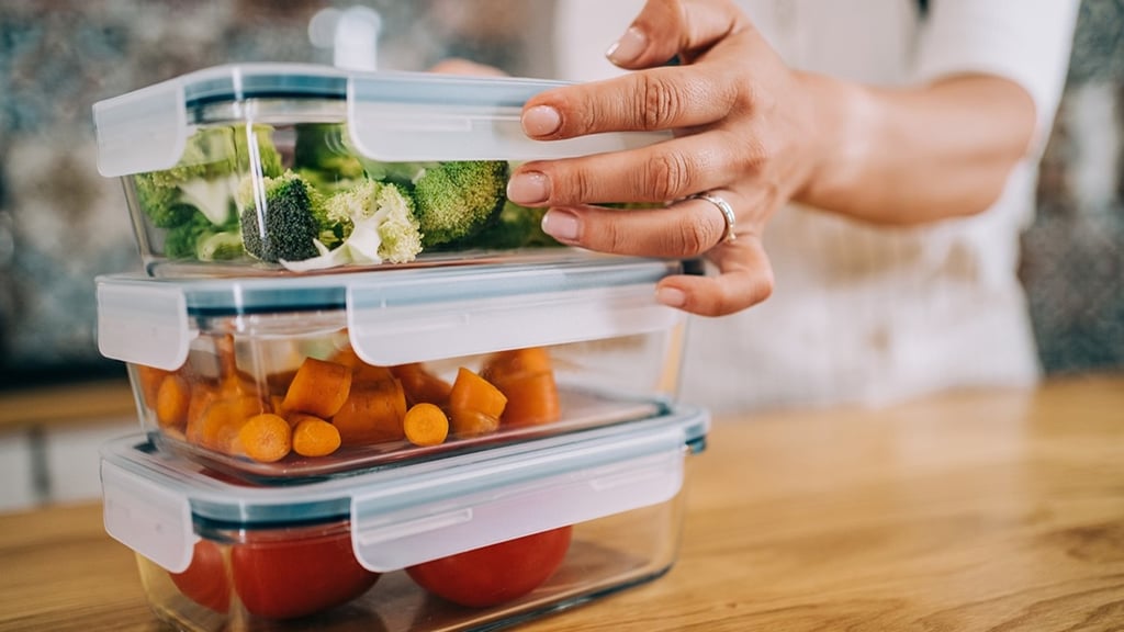 Cuáles son los recipientes adecuados para conservar la comida en el  refrigerador
