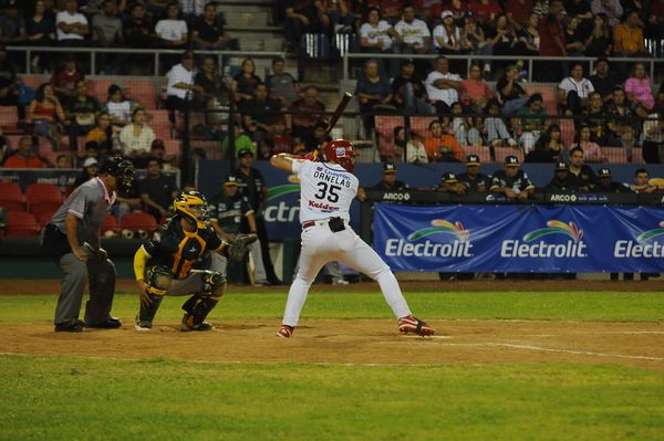 Mayos de navojoa dan voltereta a Cañeros de Los Monchis