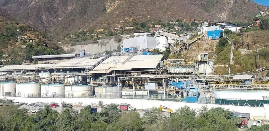 Minera. La empresa minera San Dimas de First Majestic ya está reincorporando a los que había dado de baja en este año.