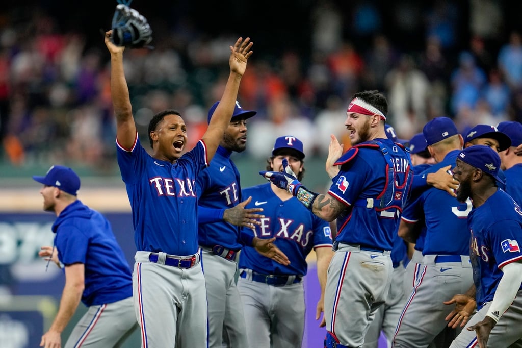 Astros vencen a los Rangers