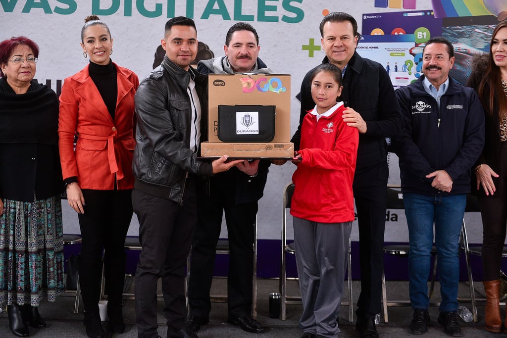 Red. Docentes, padres de familia y alumnos contarán con un software, con todos los programas y actividades.  