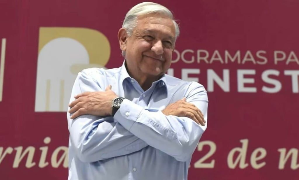 A un día de que cumpla 70 años, le cantan 'Las Mañanitas' a AMLO en La Paz, BCS