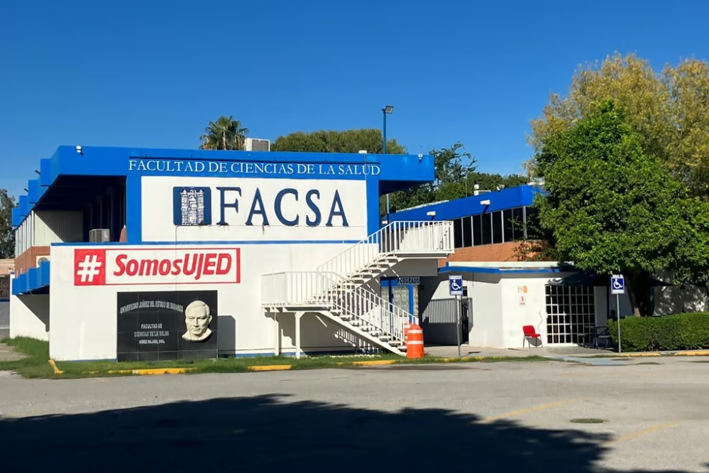 Estudiantes liberan la Facsa de UJED y separan de su cargo de confianza a cuatro trabajadores