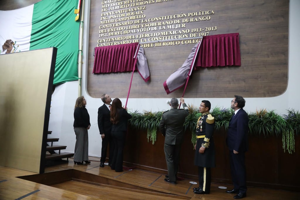 Congreso del Estado rinde homenaje al Colegio Militar