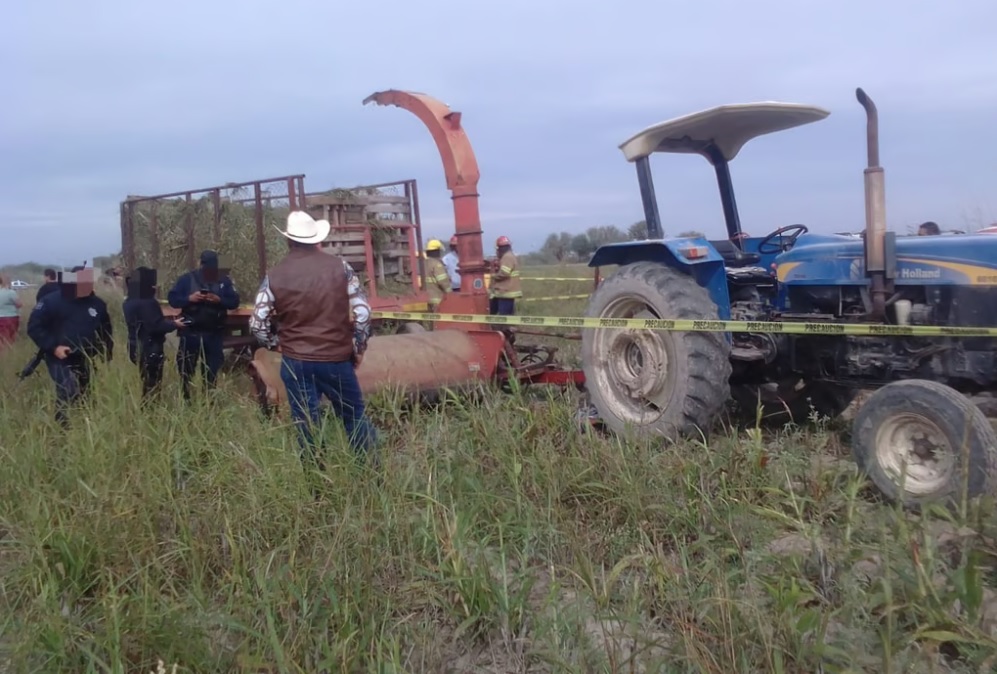 Hombre muere tras quedar prensado cuando operaba maquinaria agrícola en Gómez Palacio