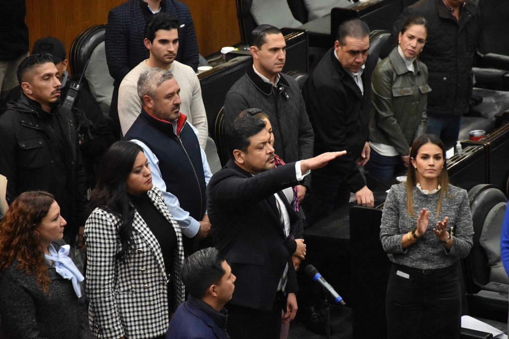Samuel García se deslindó de las acciones dentro del recinto legislativo y dijo desconocer si los manifestantes son un grupo cercano a Movimiento Ciudadano. (ARCHIVO)