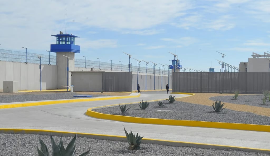 Interno del Cefereso de Guadalupe Victoria se quita la vida