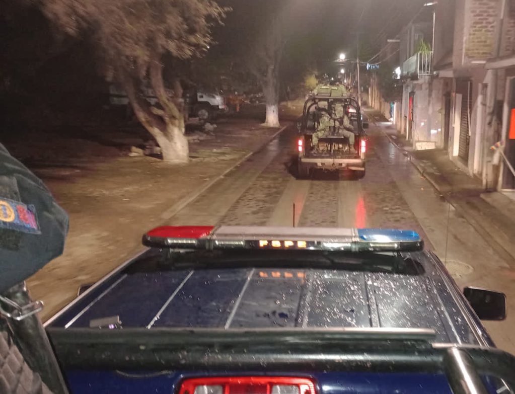  Se desplegó un operativo coordinado entre fuerzas federales y locales para reforzar la seguridad de la zona y tratar de dar con los responsables. (ESPECIAL)