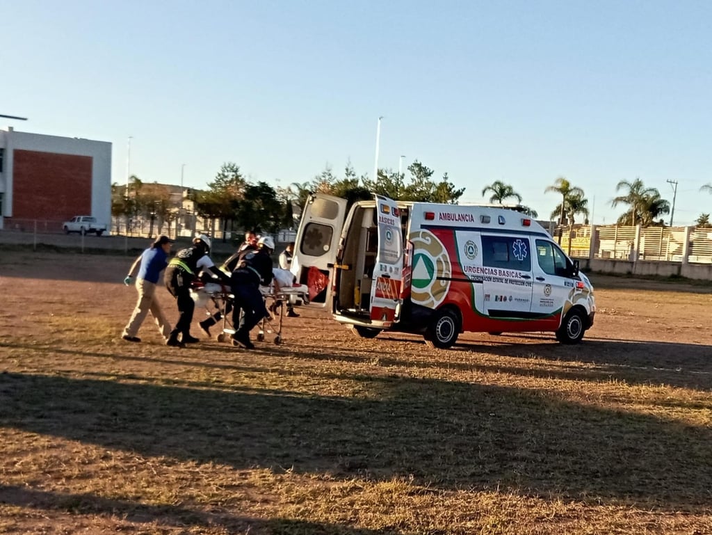 Caso. Mujer trasladada en helicóptero sigue en terapia intensiva; su embarazo continua.