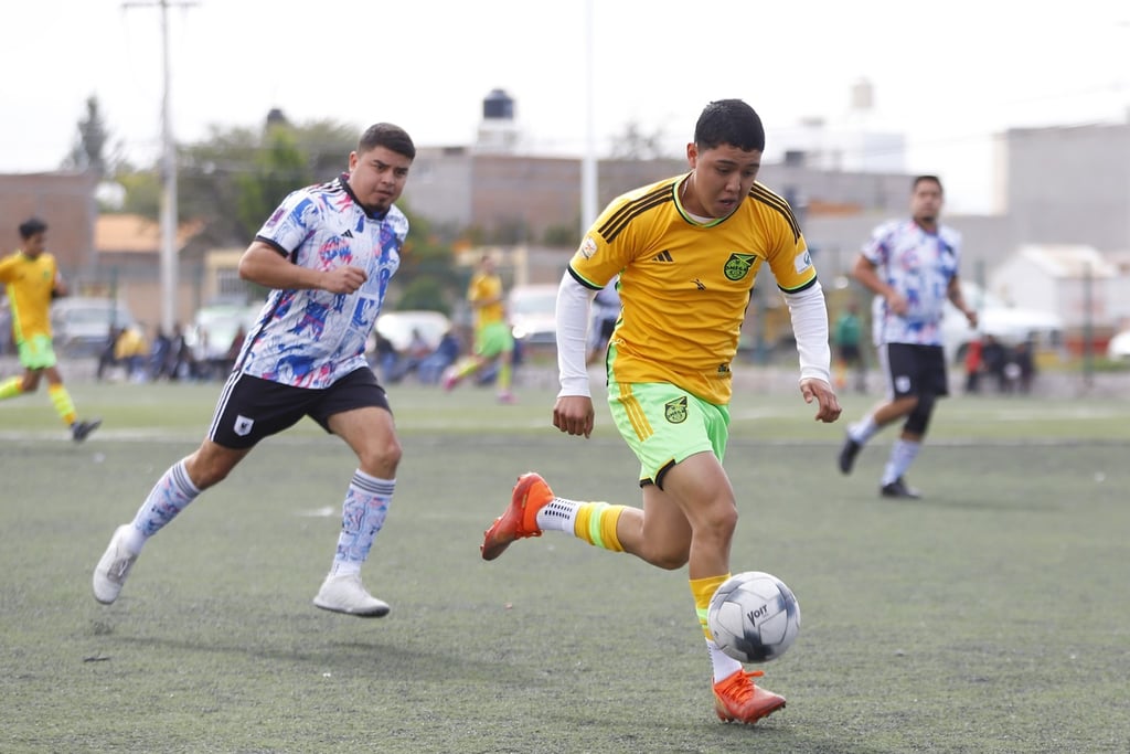 Semifinales. SOlo quedan cuatro contendientes en la categoría Premier de la Liga de Futbol Guadalupe Victoria.