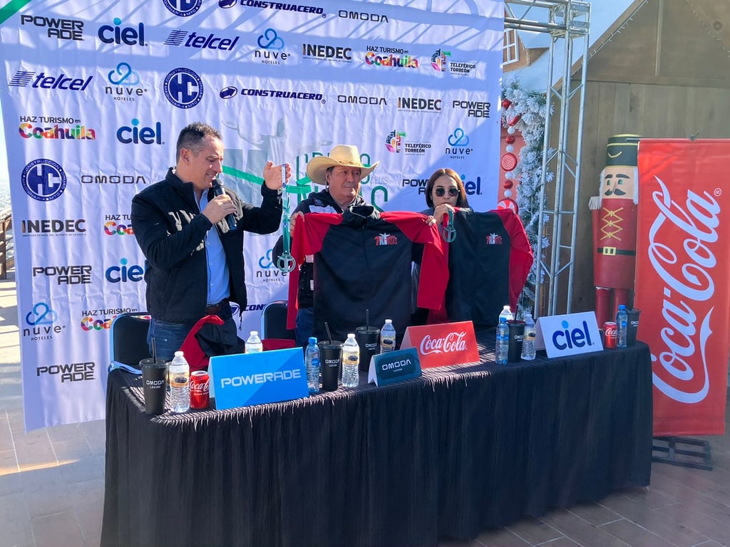 El kit para todos los participantes incluirá una chamarra conmemorativa y una medalla de diseño único para esta carrera. (Especial)
