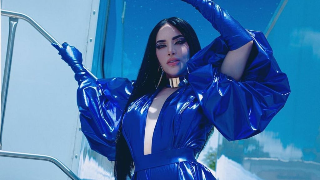 ESPECIAL: KIM LOAIZA