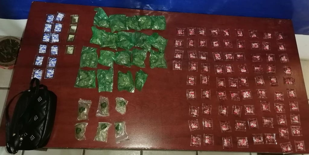 Aseguran bolsa con casi 120 dosis de diferentes tipos de droga en Gómez Palacio